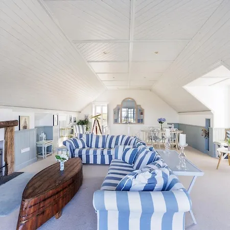 Wild Atlantic Way Beachhouse Caherlean